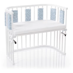 Babybay ® Nestchen Ultra Fresh Piqué Adatto Al Modello Maxi, Boxspring, Comfort , Midi E Comfort Plus, Azzurro Stelle Bianche -Negozio online Pink Or Blue babybay nestchen ultra fresh pique adatto al modello maxi boxspring comfort midi e comfort plus azzurro stelle bianche a311990 1