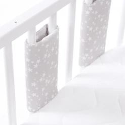 Babybay ® Nestchen Ultra Fresh Piqué Adatto Al Modello Original , Grigio Perla Stelle Bianche -Negozio online Pink Or Blue babybay nestchen ultra fresh pique adatto al modello original grigio perla stelle bianche a311513 3