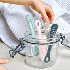 BEABA Cucchiaio Per Bambini Set Di 4 Silicone 2a Età Drizzle -Negozio online Pink Or Blue beaba cucchiaio per bambini set di 4 silicone 2a eta drizzle a302102 3