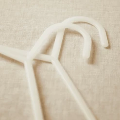 BIECO Appendini In Plastica 8 Pezzi Bianco Perlato -Negozio online Pink Or Blue bieco appendini in plastica 8 pezzi bianco perlato a026847 2