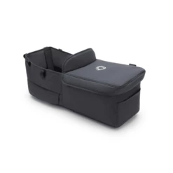 Bugaboo Rivestimento Navicella Donkey 5 Complete Stormy Blue 5 Bugaboo Rivestimento Navicella Donkey 5 Complete Stormy Blue -Negozio online Pink Or Blue bugaboo rivestimento navicella donkey 5 complete stormy blue a338417 1