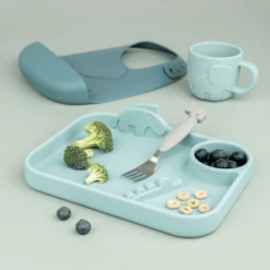 Done By Deer ™ Peekaboo Deer Menu Plate Friends - Blu -Negozio online Pink Or Blue done by deer peekaboo deer menu plate friends blu a360289 1