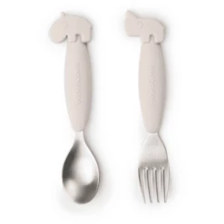 Done By Deer Set Di Cucchiai E Forchette Easy-grip, Deer Friends Sand -Negozio online Pink Or Blue done by deer set di cucchiai e forchette easy grip deer friends sand a373554 4