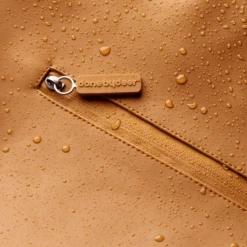 Done By Deer ™ Zaino Fasciatoio, Senape 10 Done By Deer ™ Zaino Fasciatoio, Senape -Negozio online Pink Or Blue done by deer zaino fasciatoio senape a294115 3