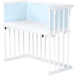 Dreamgood Lettino Co-sleeping In Faggio Laccato Bianco | Materasso Prime Air | Paracolpi, Celeste A Pois Bianchi
