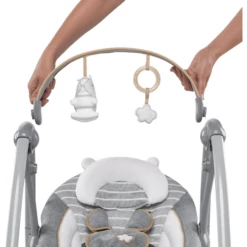 Ingenuity Sdraietta Portatile Swing 'n Go Bella Teddy -Negozio online Pink Or Blue ingenuity sdraietta portatile swing n go bella teddy a319533 4