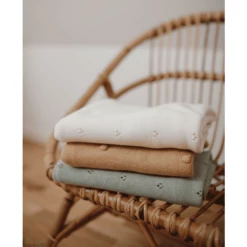 Mushie Coperta In Maglia A Pois Senape 80 X 100 Cm -Negozio online Pink Or Blue mushie coperta in maglia a pois senape 80 x 100 cm a401209 1