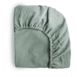 Mushie Lenzuolo A Pieghe In Mussola Romano Green 60 X 120 Cm -Negozio online Pink Or Blue mushie lenzuolo a pieghe in mussola romano green 60 x 120 cm a399692 1