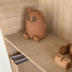 Nuuroo Luce Notturna Ella Panda Caramel Café -Negozio online Pink Or Blue nuuroo luce notturna ella panda caramel cafe a405387 2