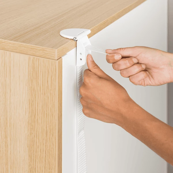 Reer Dispositivo Anti-ribaltamento Per Mobili 4 Reer Dispositivo Anti-ribaltamento Per Mobili - immagine 2