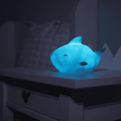 Reer Luce Notturna Sea Life - Squalo -Negozio online Pink Or Blue reer luce notturna sea life squalo a361406 1