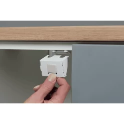 Safety 1st Chiusure Per Cassetti 7 Pezzi -Negozio online Pink Or Blue safety 1st chiusure per cassetti 7 pezzi a243939 2