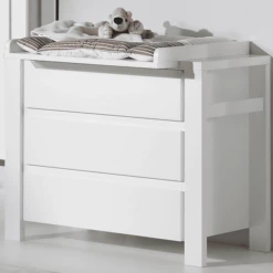 SCHARDT Set Cameretta Neonato Milano Con Lettino, Fasciatoio E Armadio A 3 Ante, Bianco 10 SCHARDT Set Cameretta Neonato Milano Con Lettino, Fasciatoio E Armadio A 3 Ante, Bianco -Negozio online Pink Or Blue schardt set cameretta neonato milano con lettino fasciatoio e armadio a 3 ante bianco a045786 3