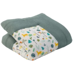 Ullenboom Coperta A Gattoni Waffle Piqué Motivo Salvia Verde Foresta Pluviale 100x100 Cm -Negozio online Pink Or Blue ullenboom coperta a gattoni waffle pique motivo salvia verde foresta pluviale 100x100 cm a362155 3