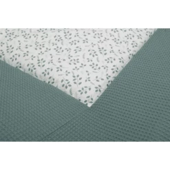 ULLENBOOM Coperta Per Bambini E Materassino Per Box Da Gioco Motivo Waffle Floral Verde 140 X 140 Cm -Negozio online Pink Or Blue ullenboom coperta per bambini e materassino per box da gioco motivo waffle floral verde 140 x 140 cm a378481 2