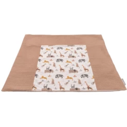 Ullenboom Coprifasciatoio Con Motivo Piqué Waffle Sand Savannah 75 X 85 Cm -Negozio online Pink Or Blue ullenboom coprifasciatoio con motivo pique waffle sand savannah 75 x 85 cm a363131 2