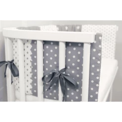 ULLENBOOM ®nest Per Letti Laterali Semicircolari Stelle Grigie 145 X 24 Cm -Negozio online Pink Or Blue ullenboom nest per letti laterali semicircolari stelle grigie 145 x 24 cm a292997 3