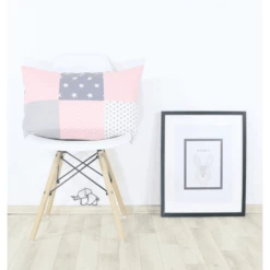 Ullenboom Patch Rivestimento Cuscino Di Lavoro 40 X 60 Cm Rosa Grigio -Negozio online Pink Or Blue ullenboom patch rivestimento cuscino di lavoro 40 x 60 cm rosa grigio a268254 3