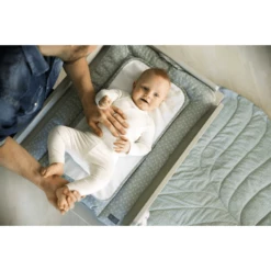 VINTER& BLOOM Fasciatoio Nordic Foglia GOTS Mite Green 8 VINTER& BLOOM Fasciatoio Nordic Foglia GOTS Mite Green -Negozio online Pink Or Blue vinter bloom fasciatoio nordic foglia gots mite green a303952 1