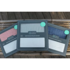 VINTER& BLOOM Set Regalo Coperta Soft Grid & Mussola Coperta GOTS B Right White / Dusty Rosa -Negozio online Pink Or Blue vinter bloom set regalo coperta soft grid amp mussola coperta gots b right white dusty rosa a303724 4